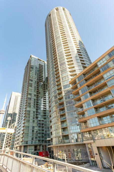 Luxury Downtown Lakeview & City View Condo Toronto Extérieur photo